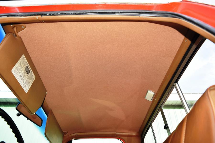 Детали интерьера Chevrolet C10 Cheyenne Super 1974 года  (фото 209 из 365)